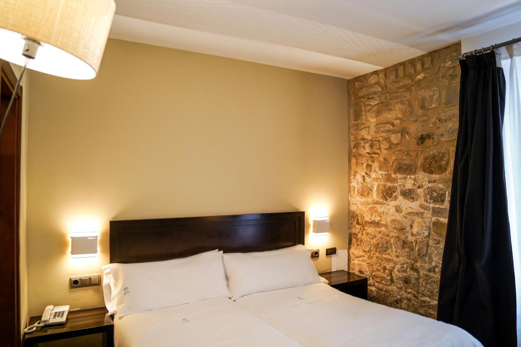 Hotel Baeza Monumental By Eme Hoteles Extérieur photo