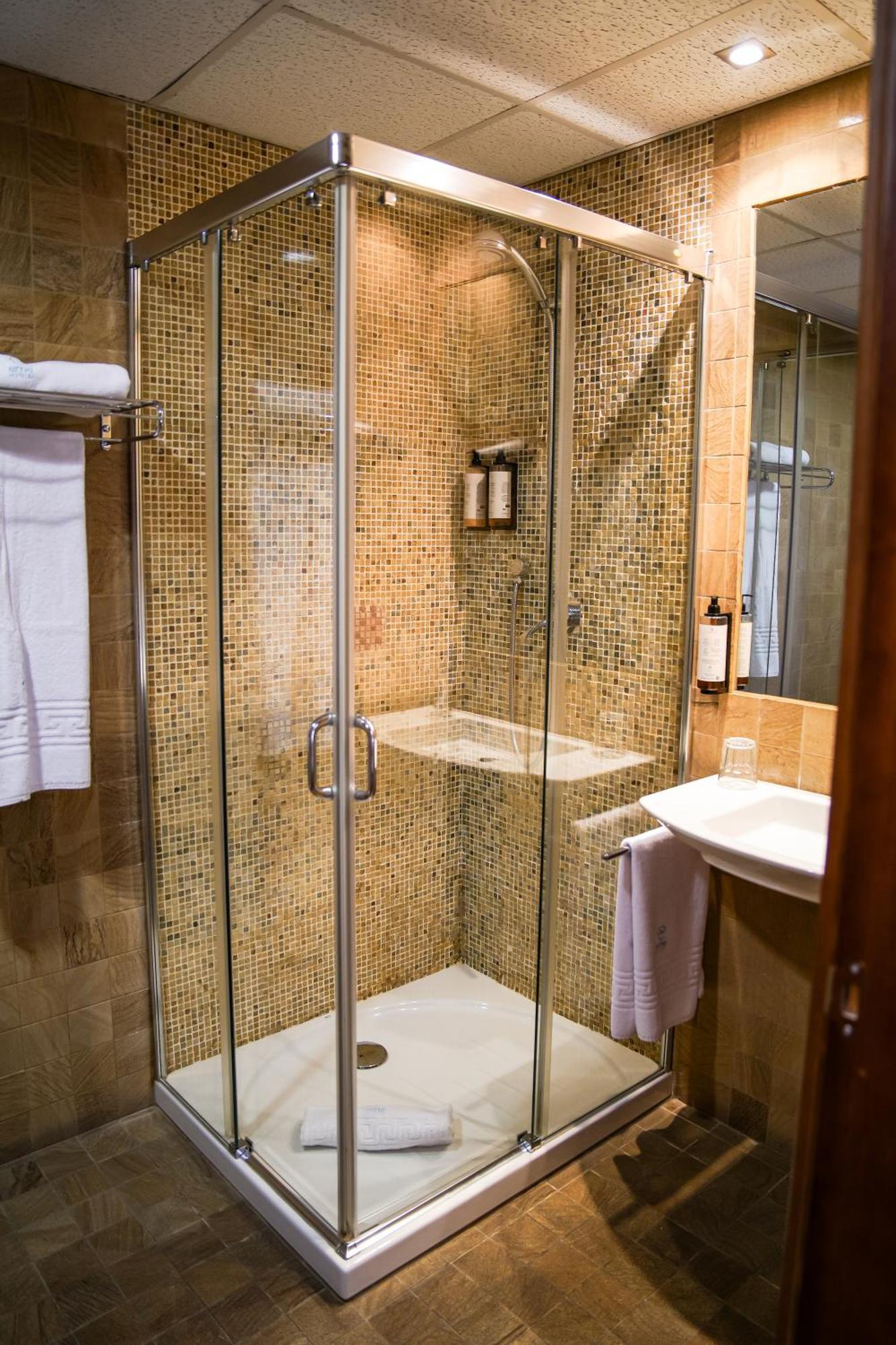 Hotel Baeza Monumental By Eme Hoteles Extérieur photo